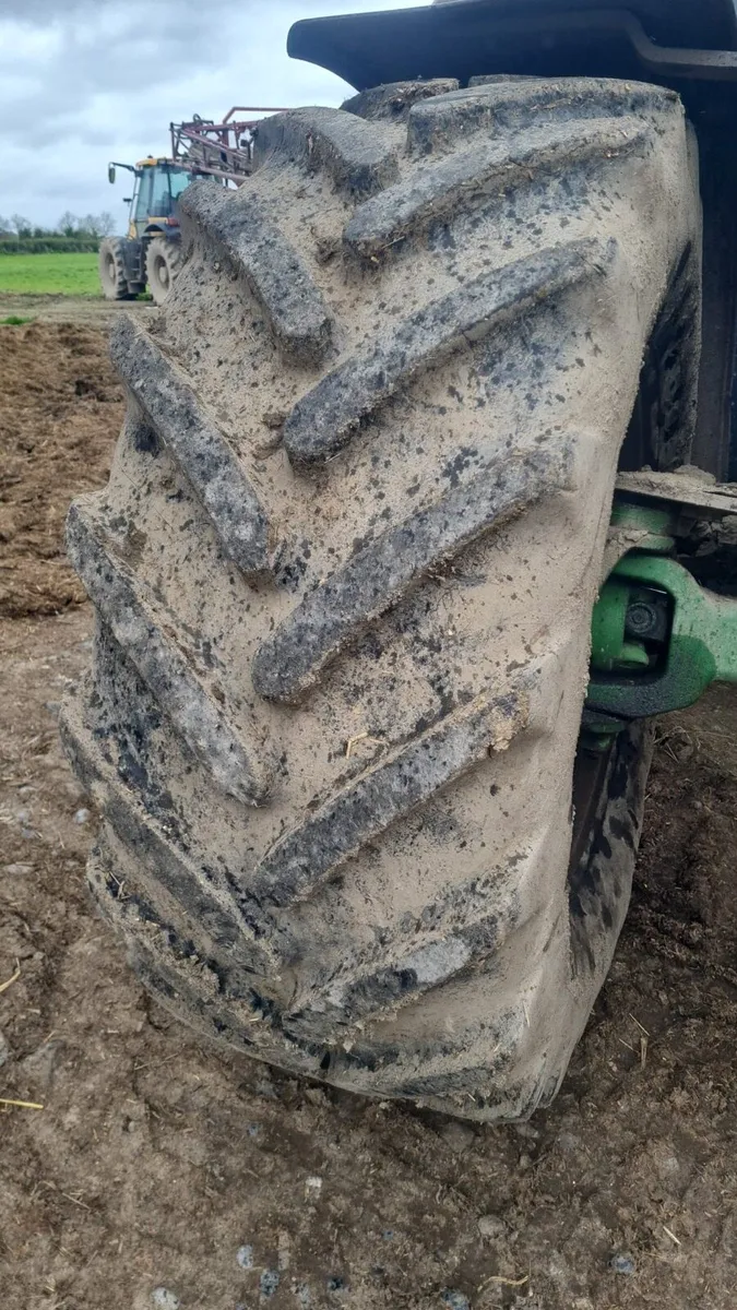 Tractor tyres and rims - Image 4