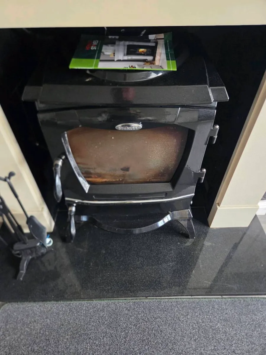 Stanley Reginald  Stove - Image 1