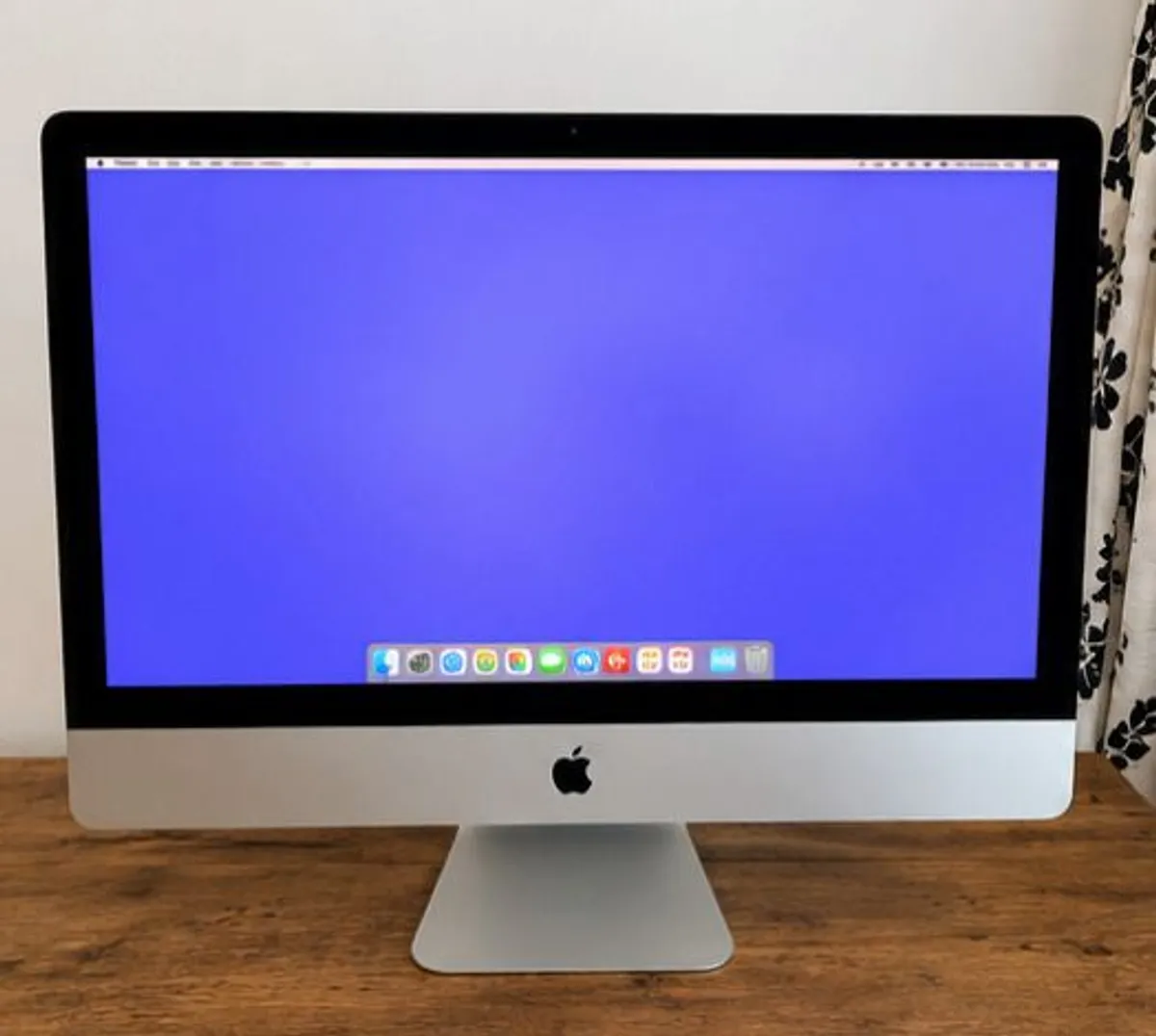 Apple iMac 27" Retina 5K (2019) | 3.0GHz 6-Core i5 | 8GB RAM | 1TB Storage - Image 1
