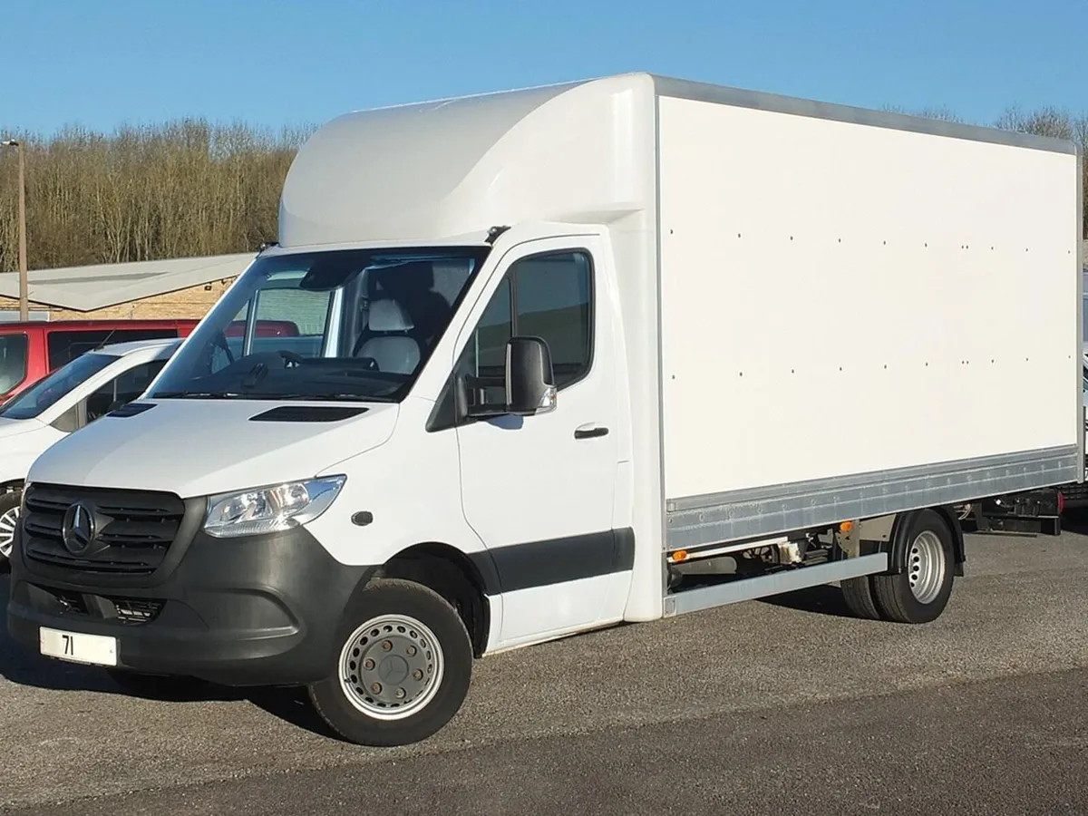 VB - 2022 Mercedes-Benz Sprinter Luton Box Van - Image 1
