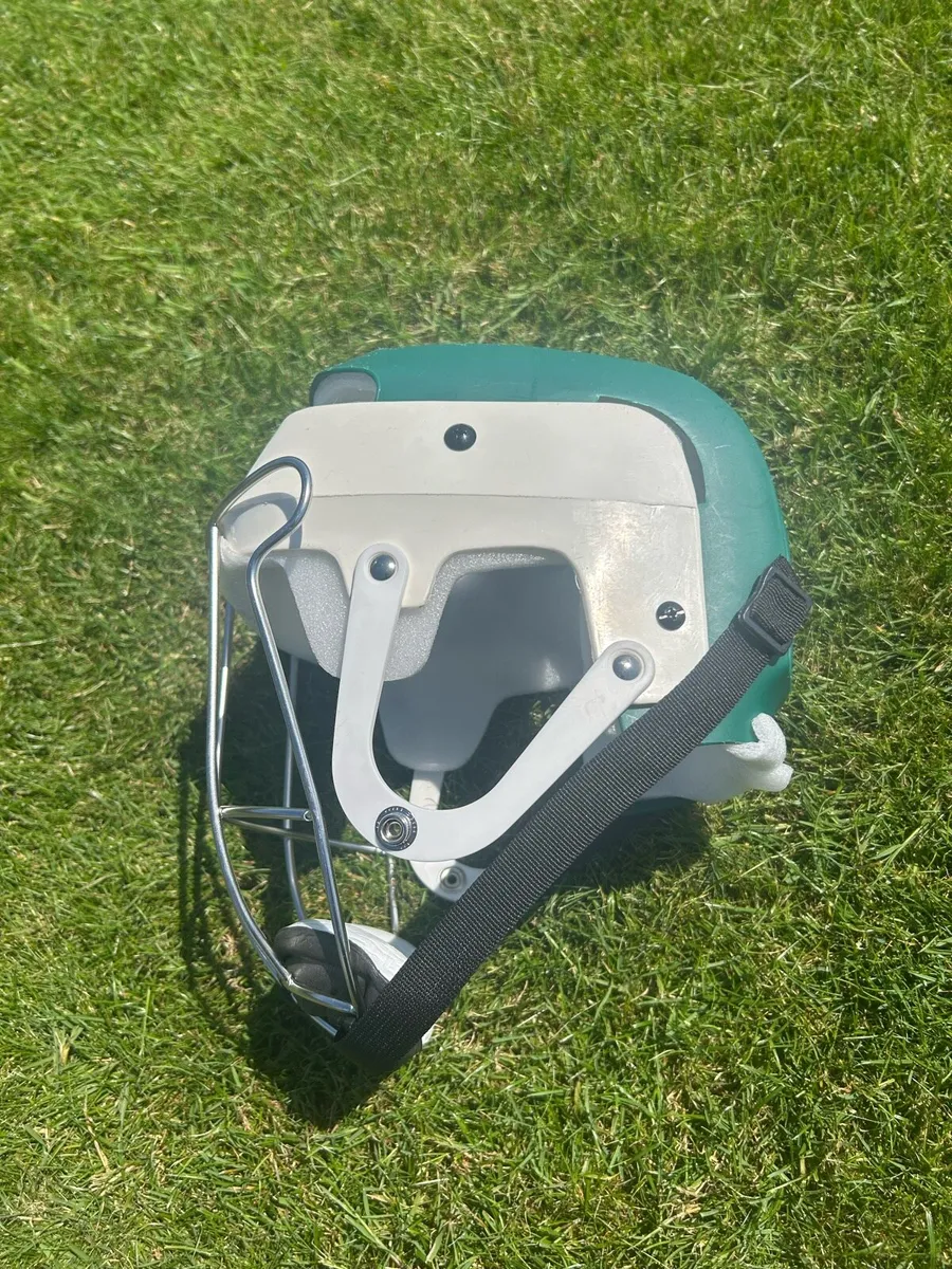 Hurling Helmet - Image 2