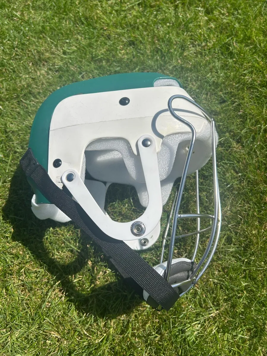 Hurling Helmet - Image 3