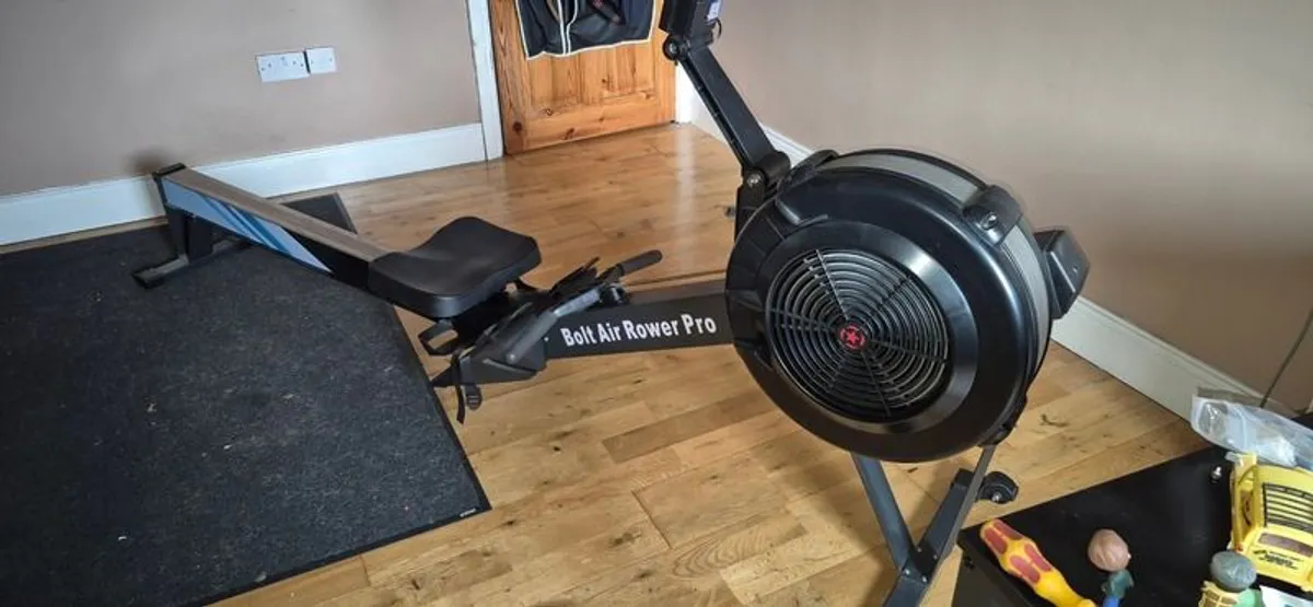 Commercial Rowing Machine - Image 1