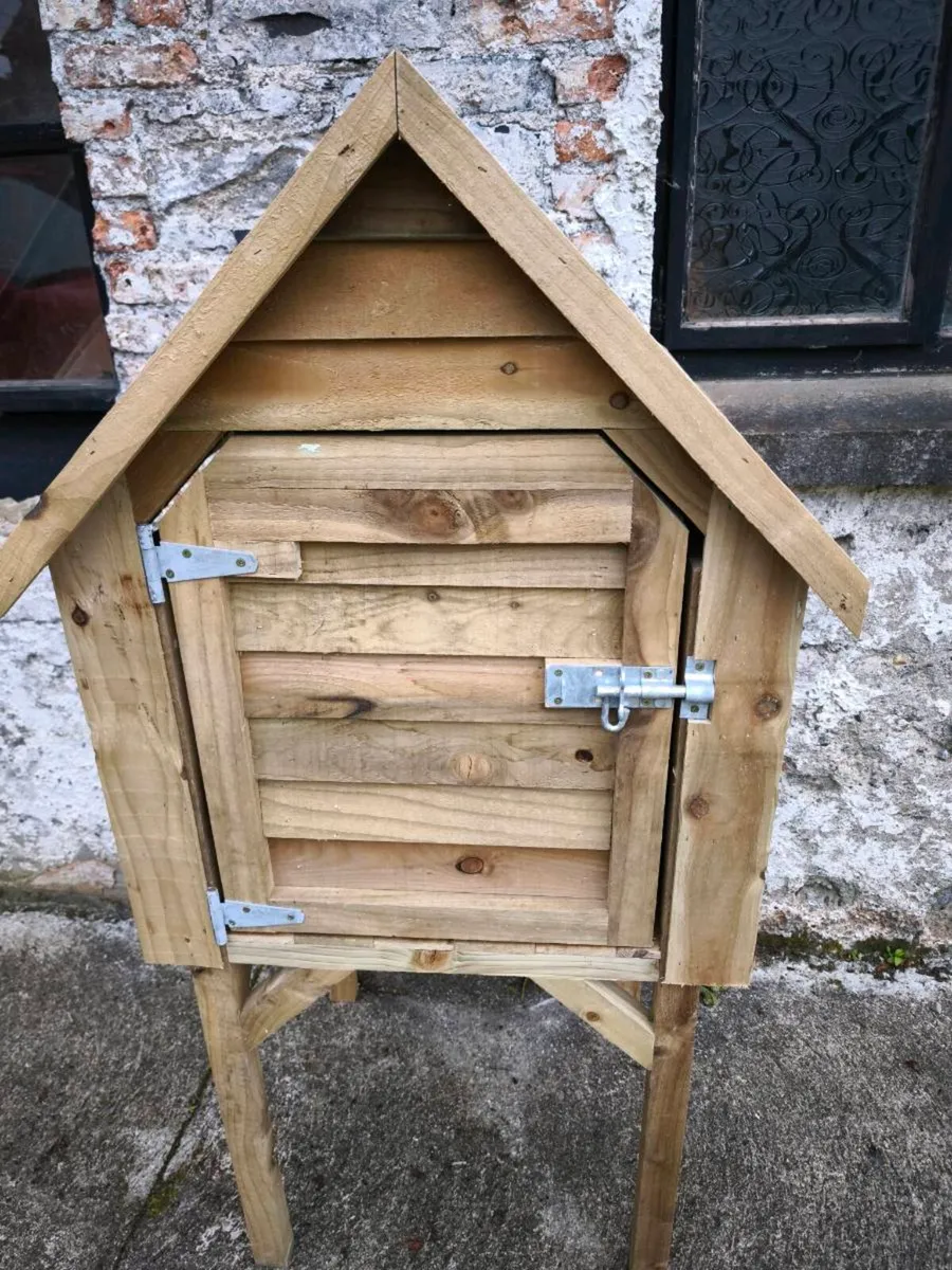 Honesty box for eggs - Image 1