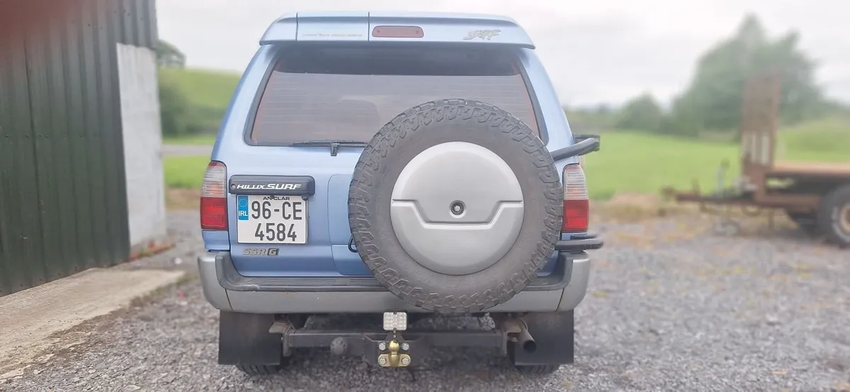 Toyota Hilux Surf SSRG 1996 - Image 3