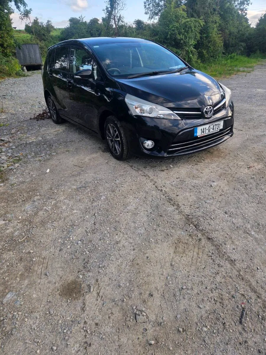 Toyota verso 1.6 diesel 7 seater - Image 1