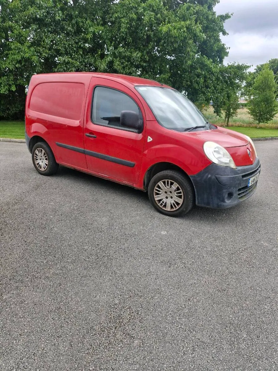 2011. Renault kangoo - Image 1