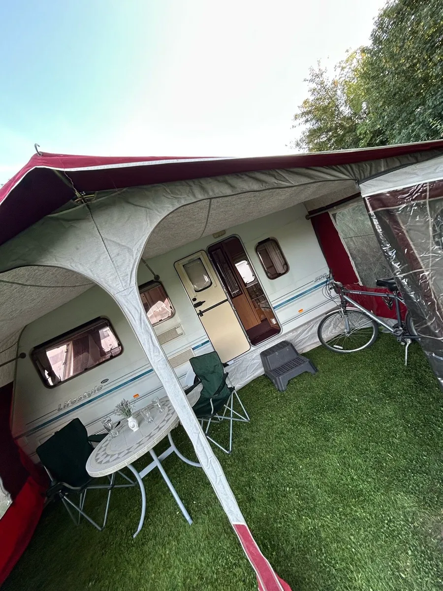 Swift lifestyle caravan - Image 4