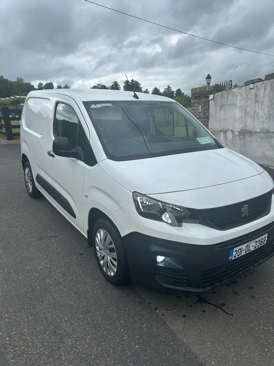 Peugeot Partner professional 100bhp - Image 2