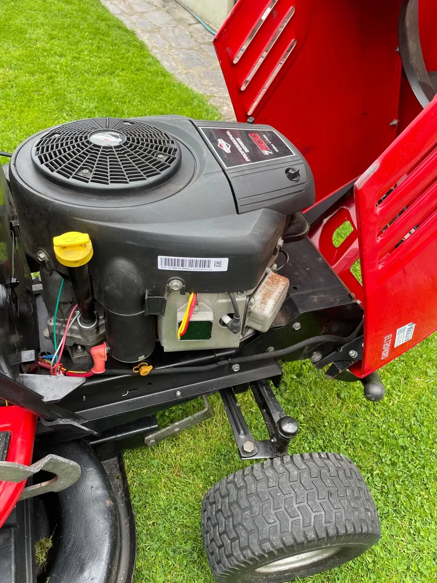 Ride on lawnmower - Image 4