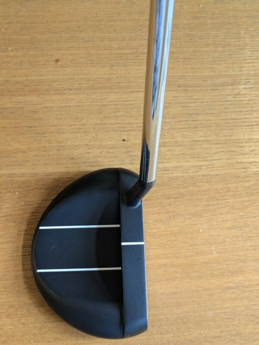 Odyssey Ai One Rossie S Putter Excellent Condition - Image 2