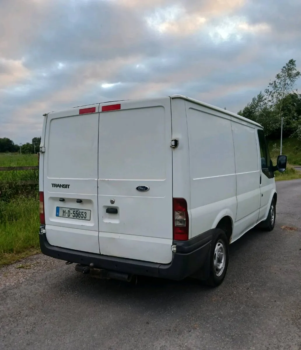 2011 ford transit..tested until 07/2027. 3000 euro - Image 3