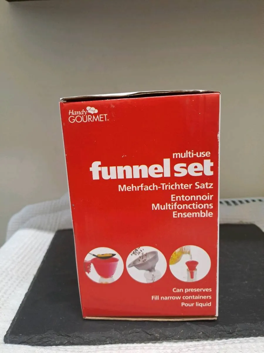 Handy Gourmet 4-Piece Multi-Use Funnel Set - Image 2