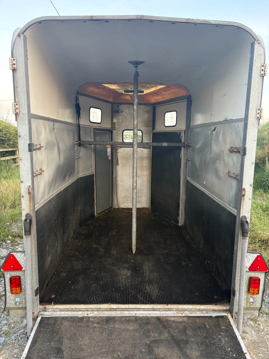 Ifor Williams Hb 505 horse box - Image 3