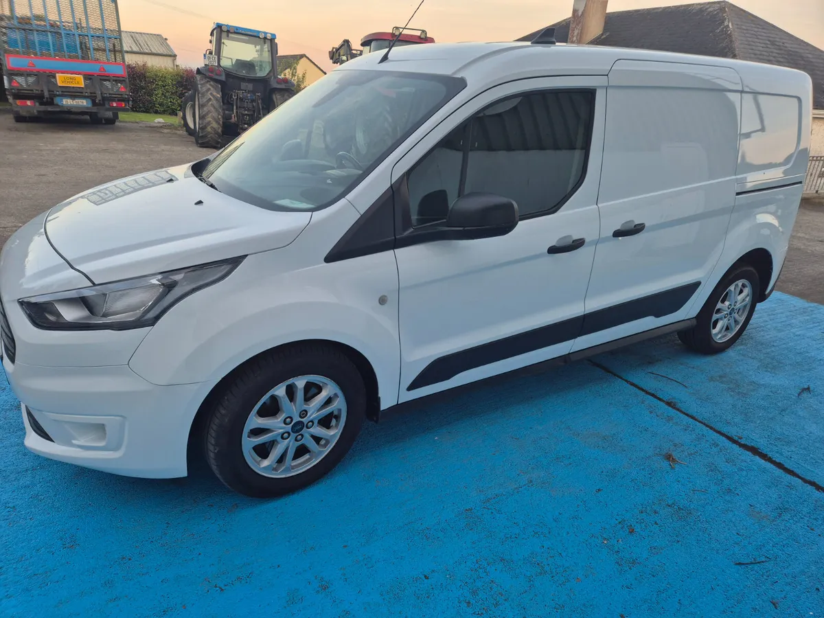 FORD TRANSIT CONNECT LWB - Image 4