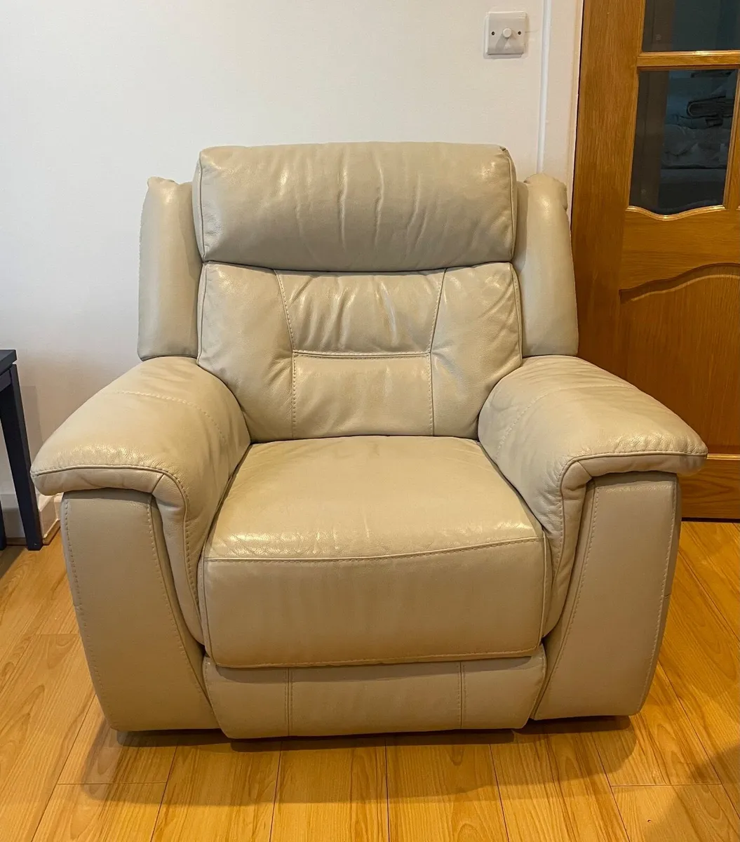 Sofas - Image 3