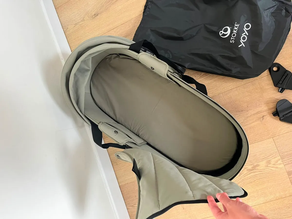 Stokke YOYO³ Newborn Shell - Olive - Image 2