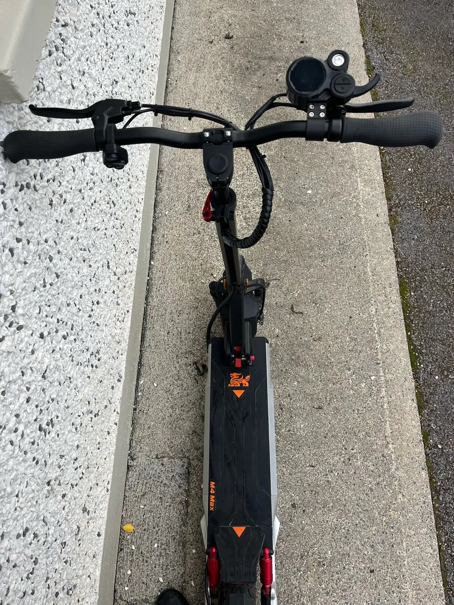 Kukirin Electric Scooter - Image 2
