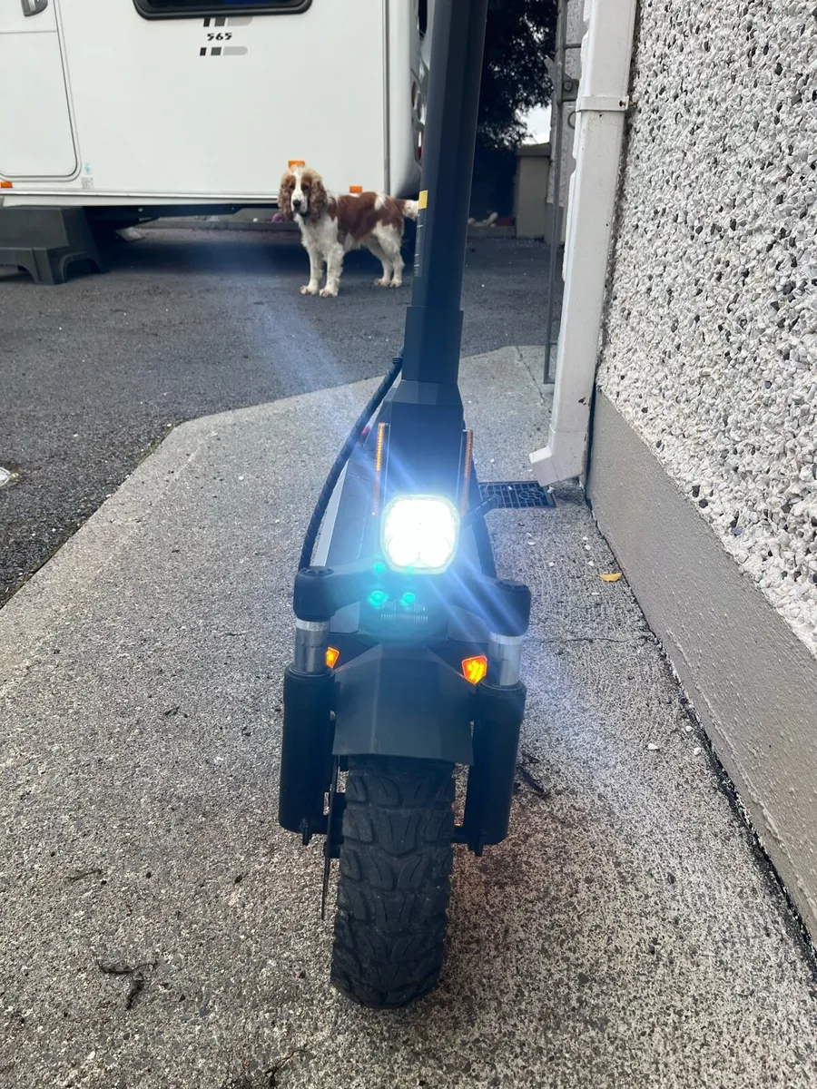 Kukirin Electric Scooter - Image 4