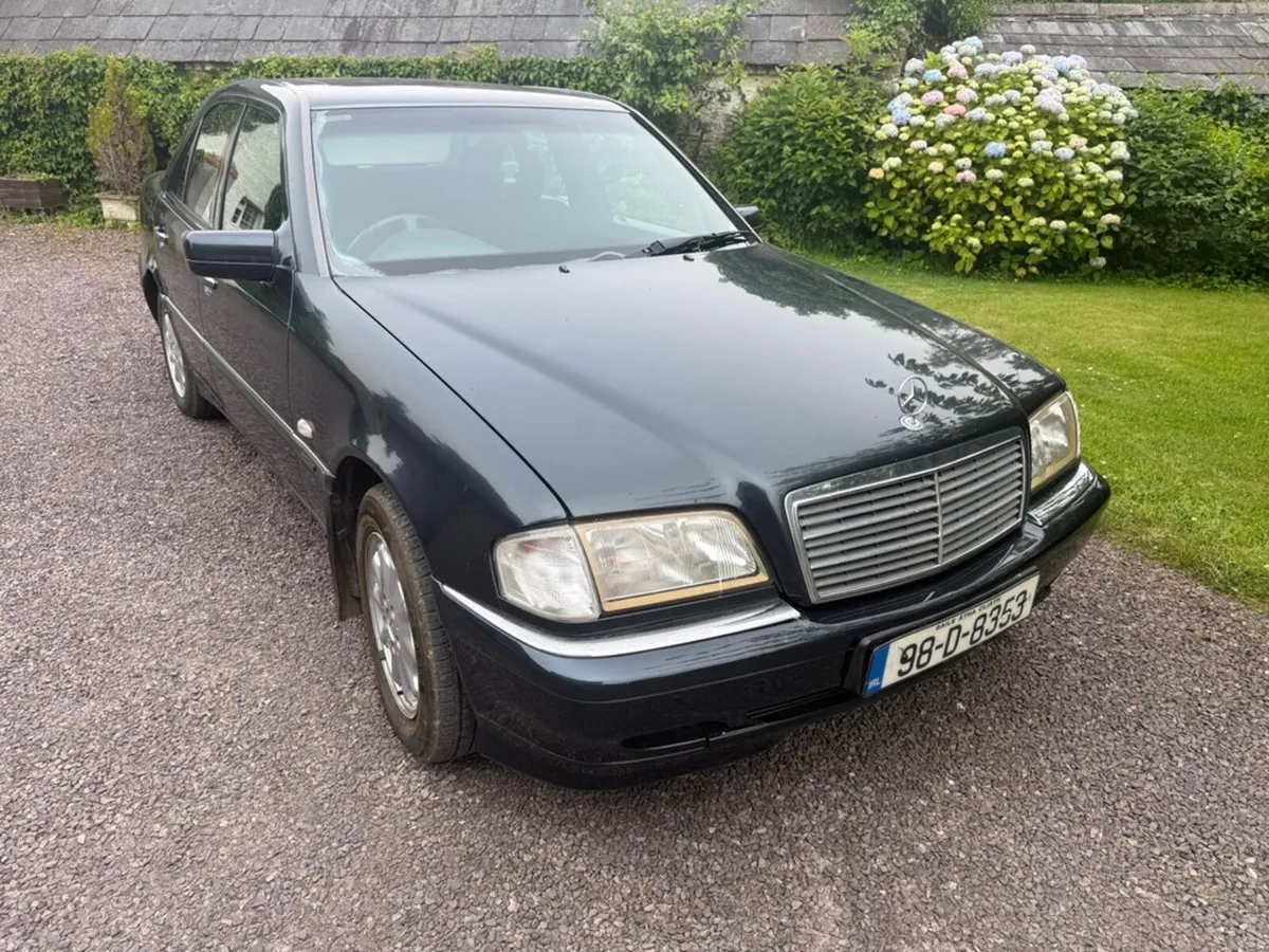 Mercedes-Benz C-Class 1998 - Image 3