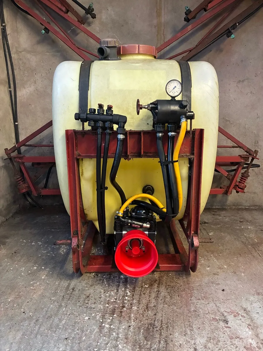 Hardi sprayer 300l - Image 1