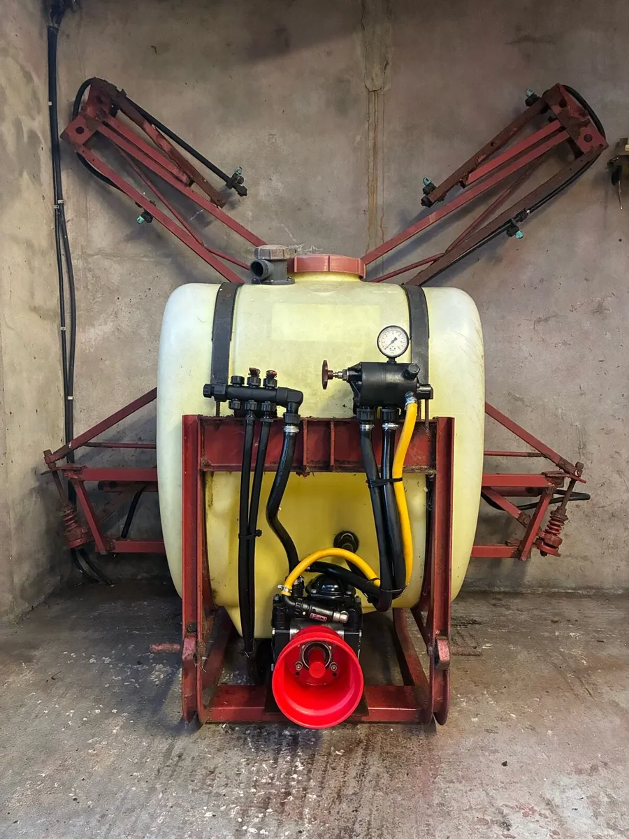 Hardi sprayer 300l - Image 2