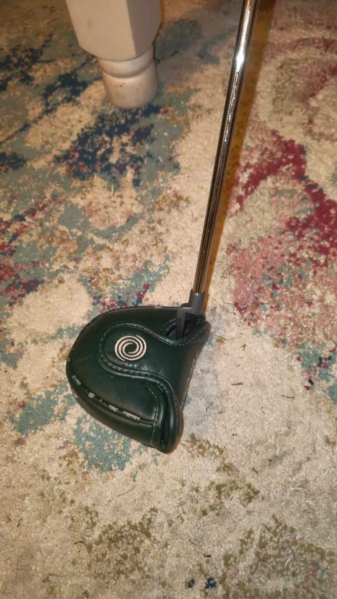 Odyssey golf putter - Image 4