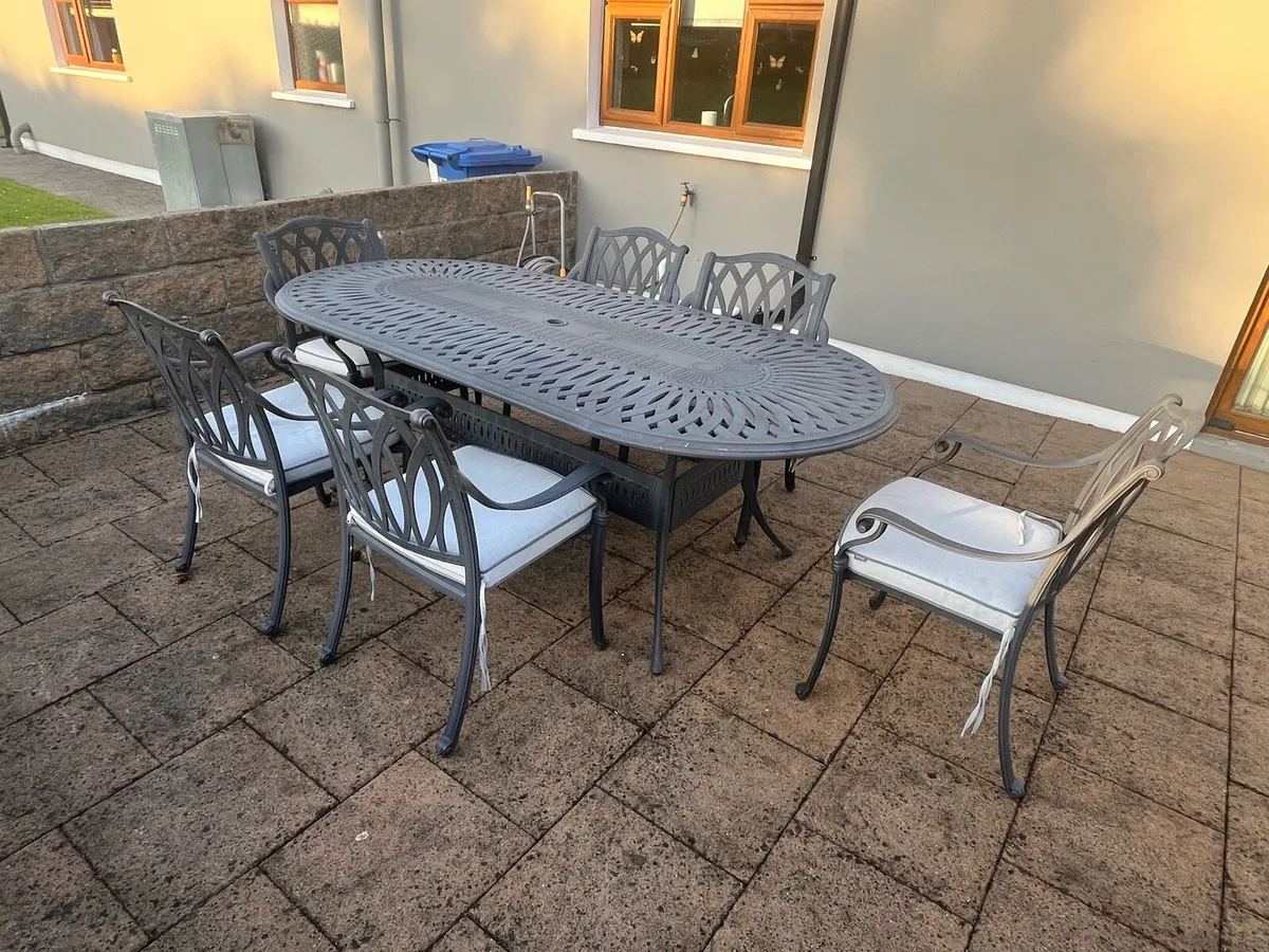 Garden furniture - Image 2