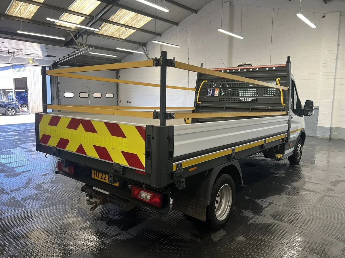 VB - 2022 Ford Transit Dropside Van - Image 2
