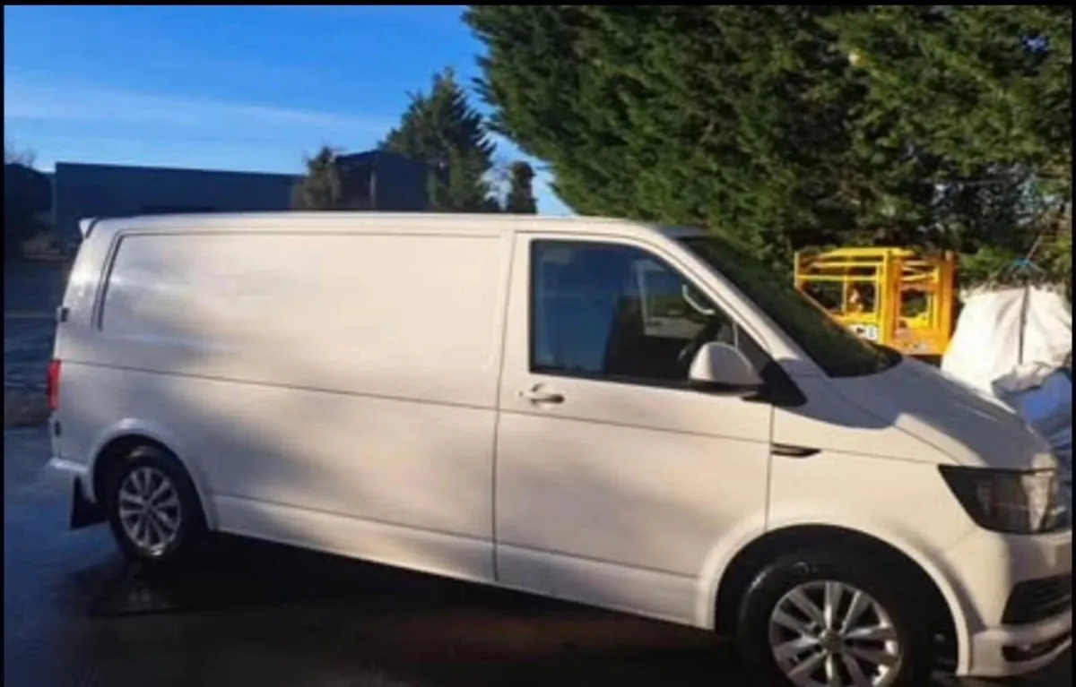 2016 VW TRANSPORTER LWB 255KMS 6 SPEED - Image 3