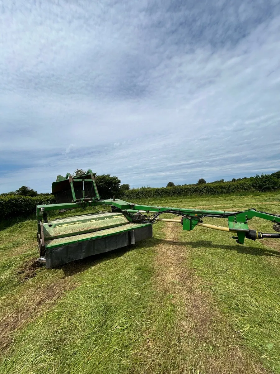 John Deere 1365 - Image 1