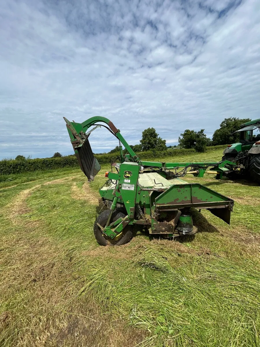 John Deere 1365 - Image 2