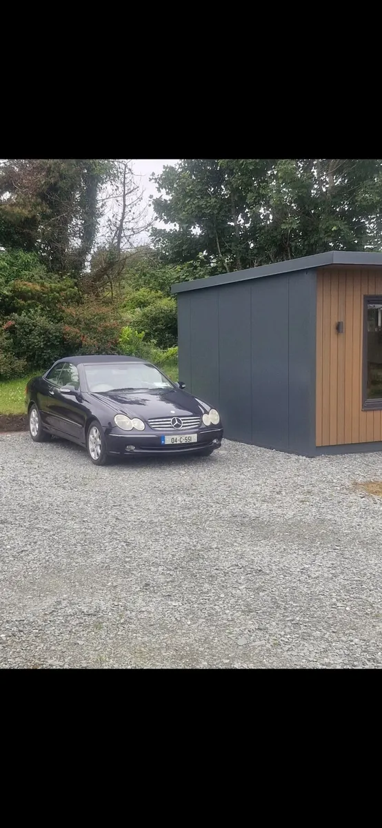 Mercedes Benz CLK - Image 1
