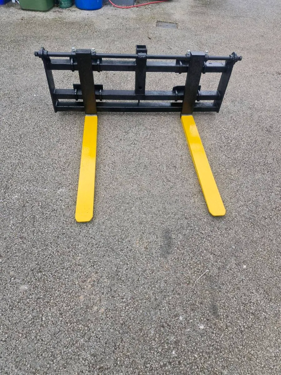 5 foot Pallet forks - Image 3