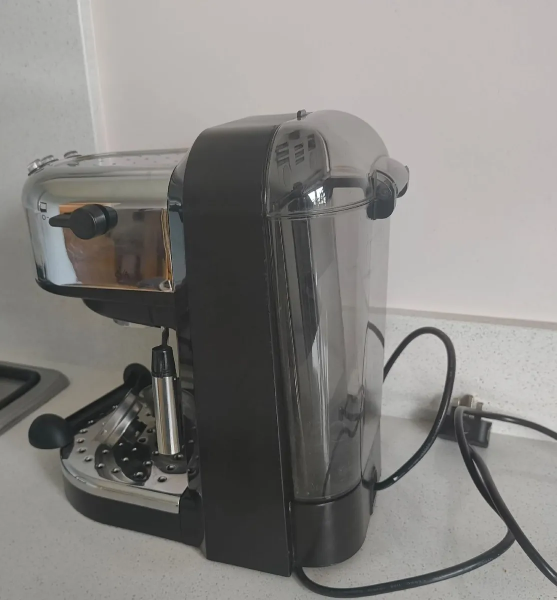 DELONGHI - Espresso Pump Coffee Machine - Image 4