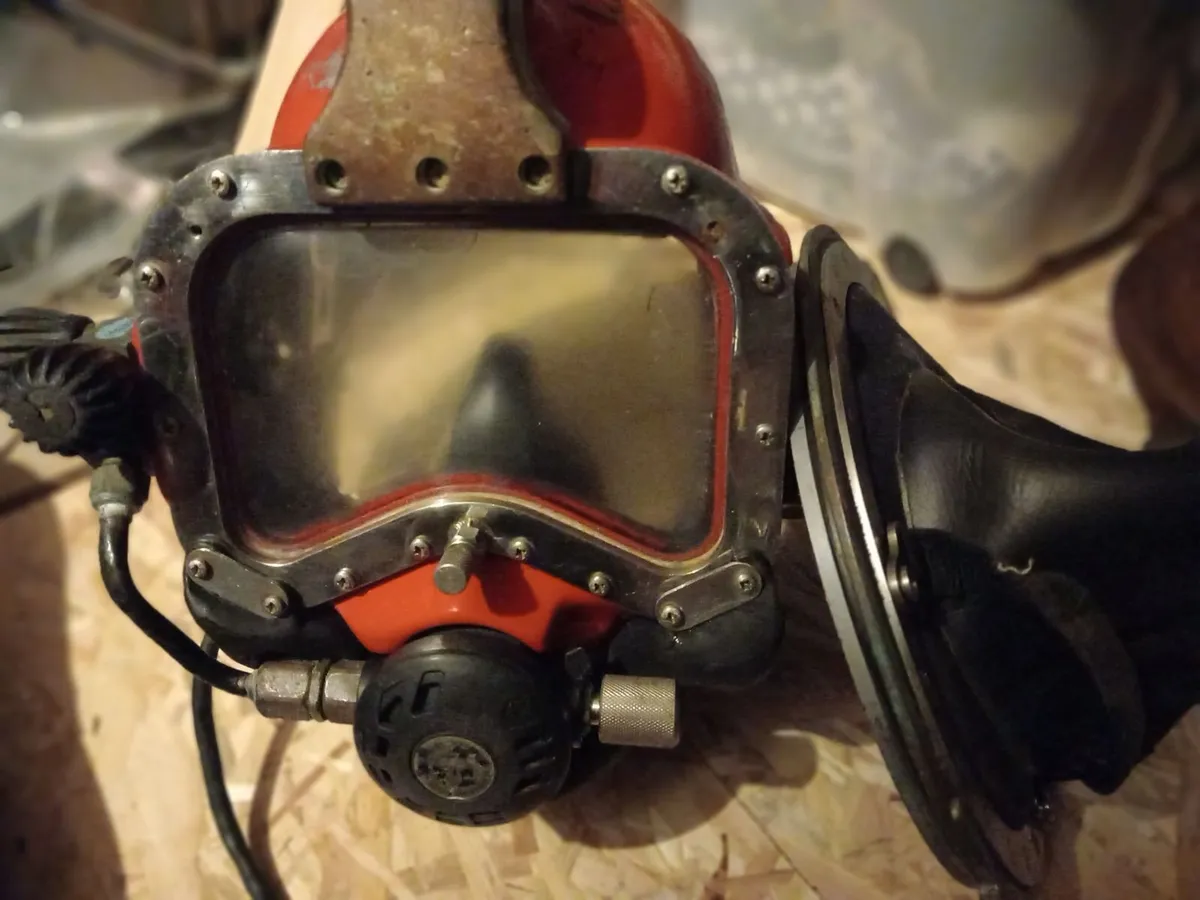 Diving helmet  Genesis 2 for use or show - Image 2