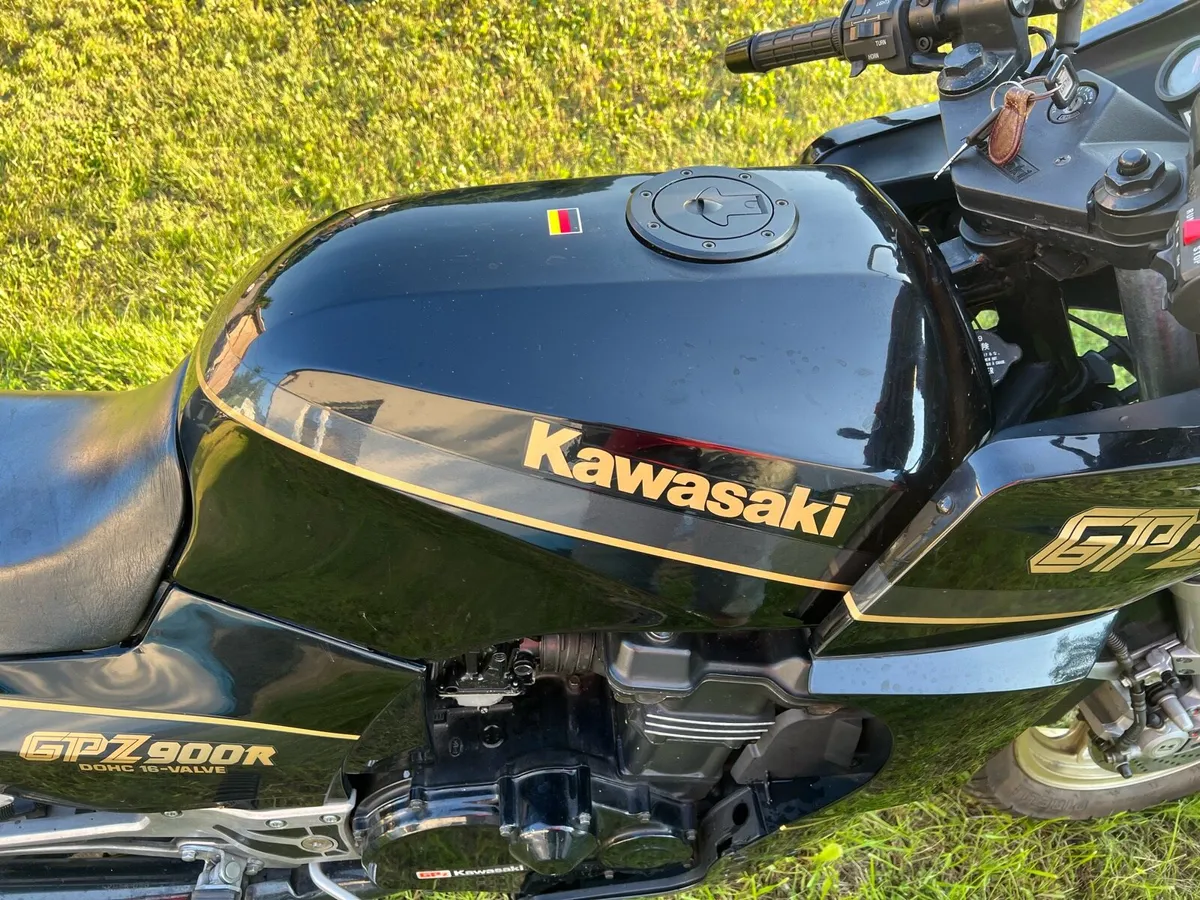 Kawasaki Gpz900r - 19722 miles 1 owner - Image 4