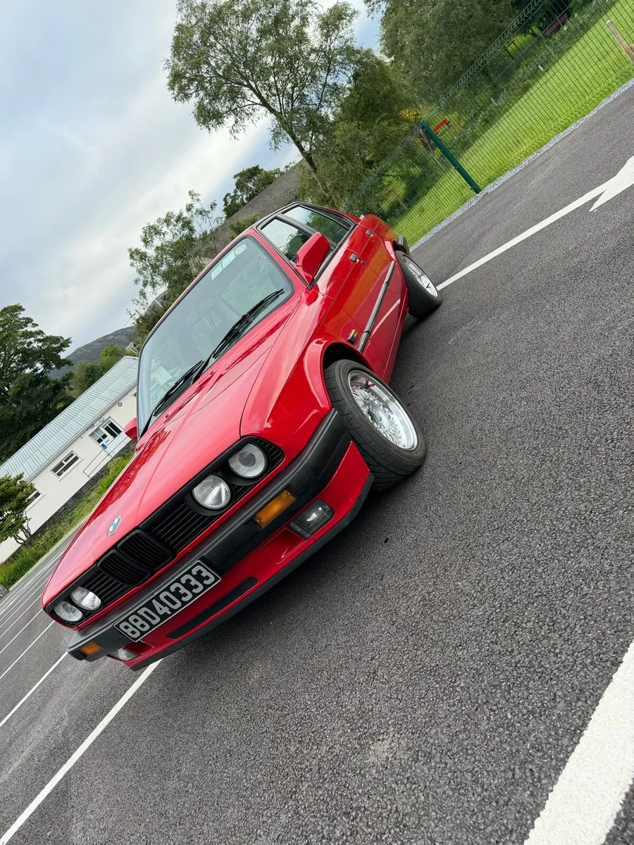 BMW E30 318i - Image 3