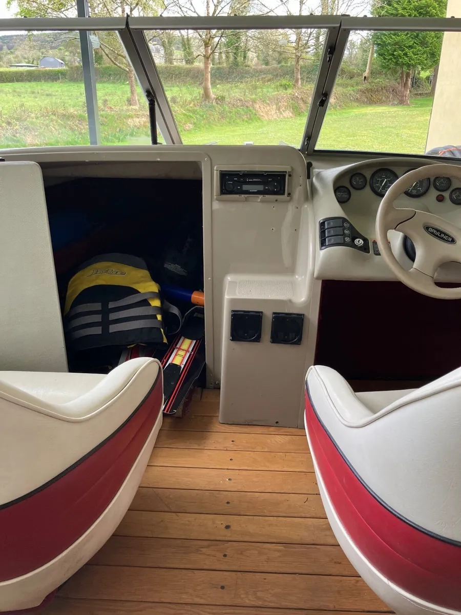 Boat - Image 4
