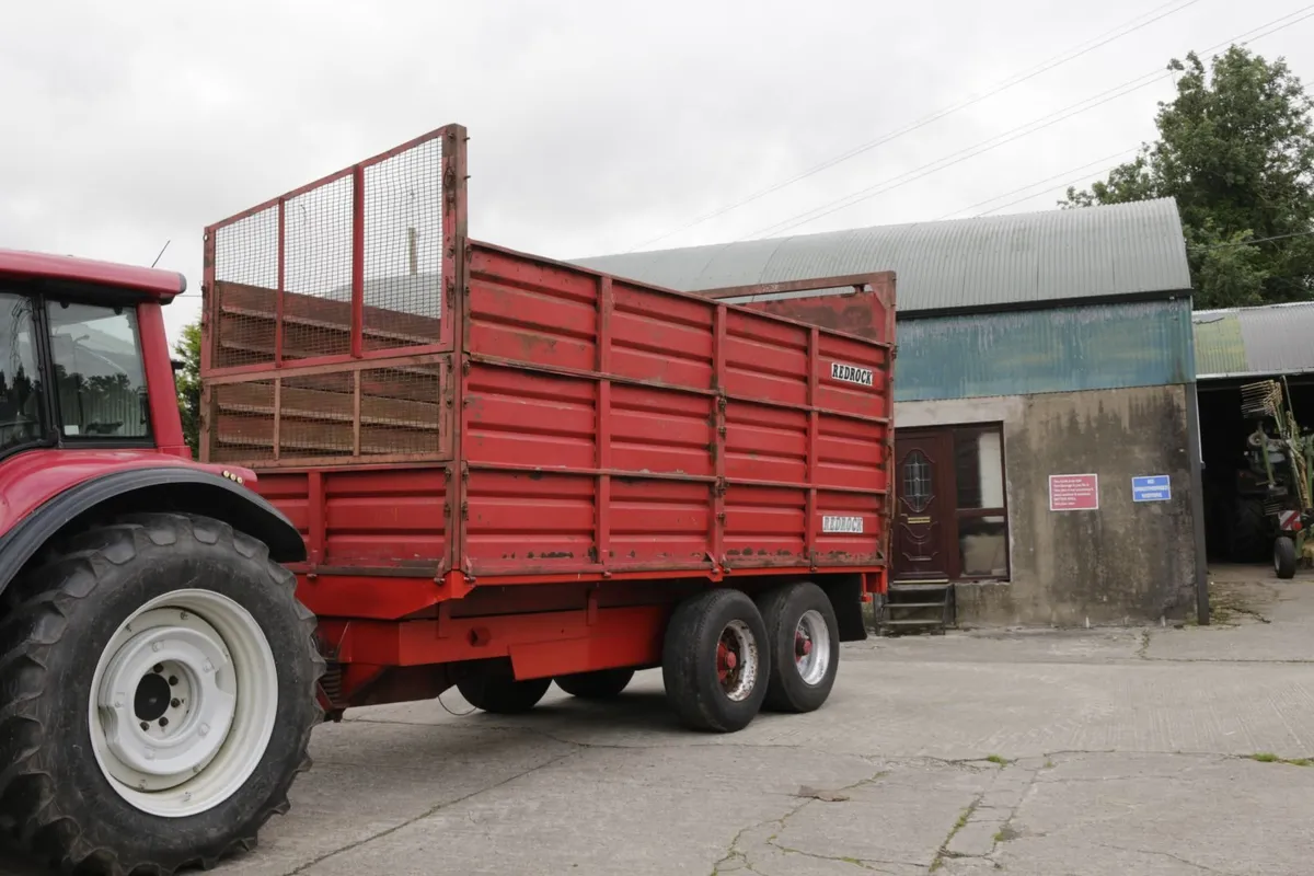 redrock grain / silage trailer. - Image 1
