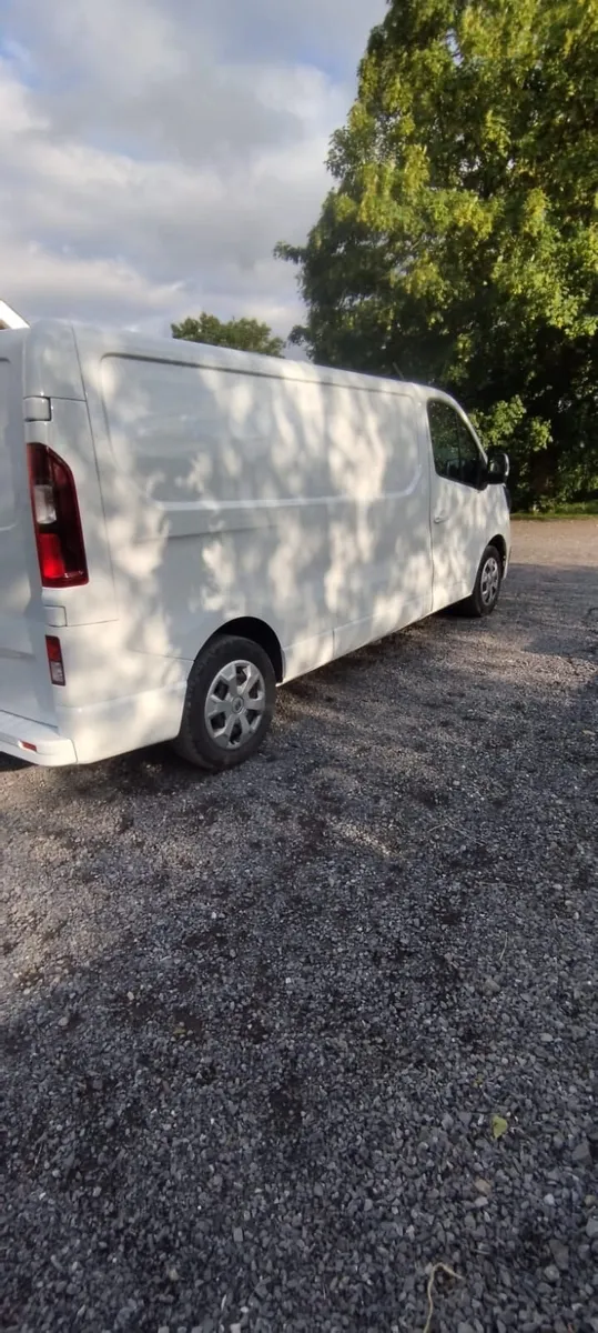 Renault Trafic 2023 - Image 3