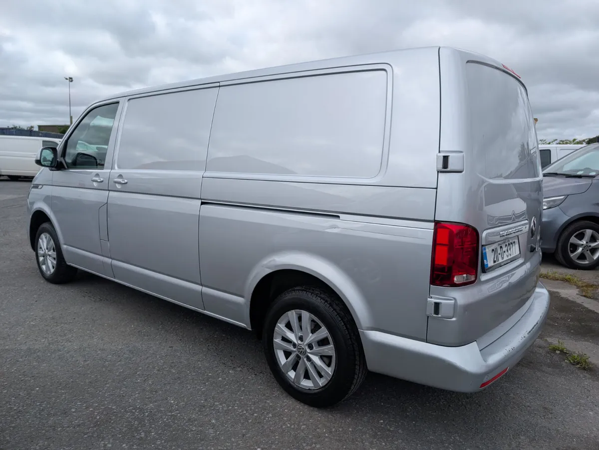 Volkswagen Transporter LWB Highline - Image 2
