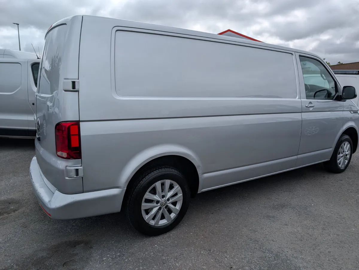 Volkswagen Transporter LWB Highline - Image 3