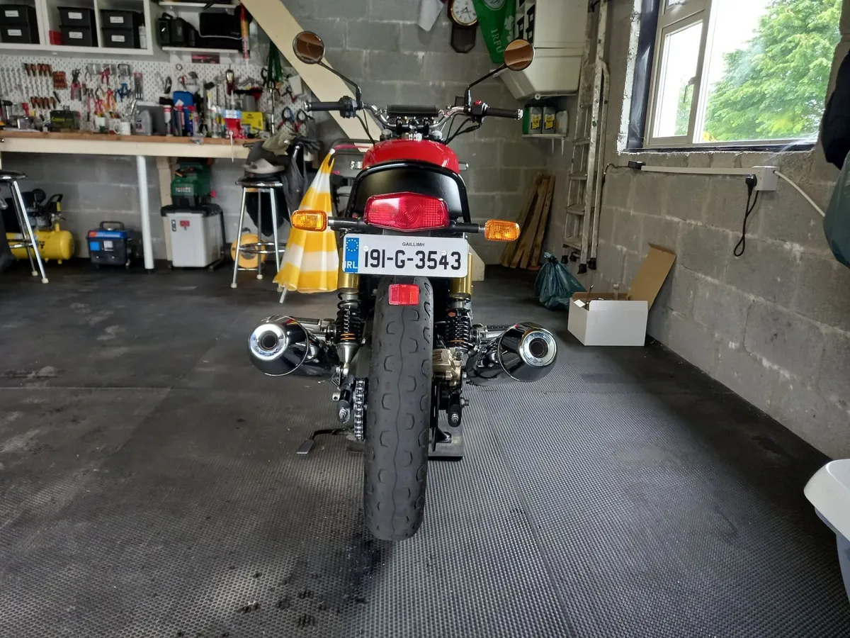 ROYAL ENFIELD Interceptor 2019 - Image 2