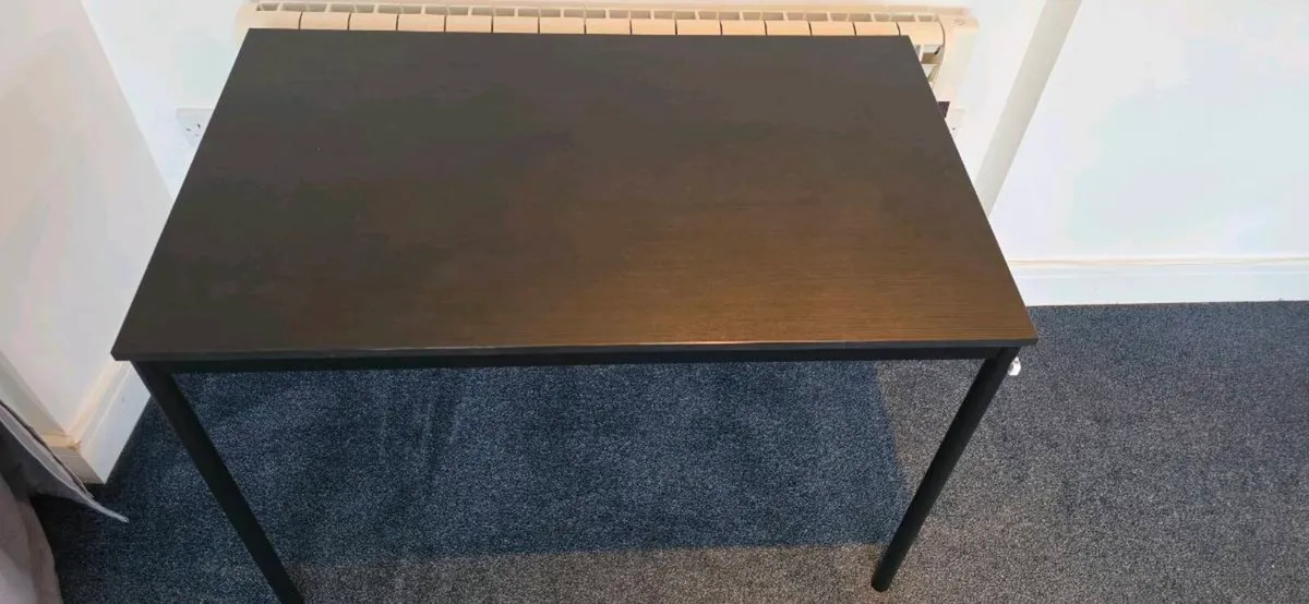 IKEA SANDSBERG Table – Excellent Condition - Image 3