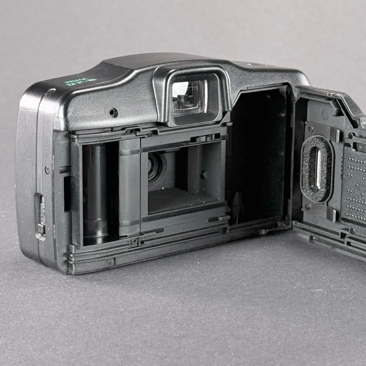 Canon Prima BF-8 35mm Point and Shoot Film Camera - Image 4