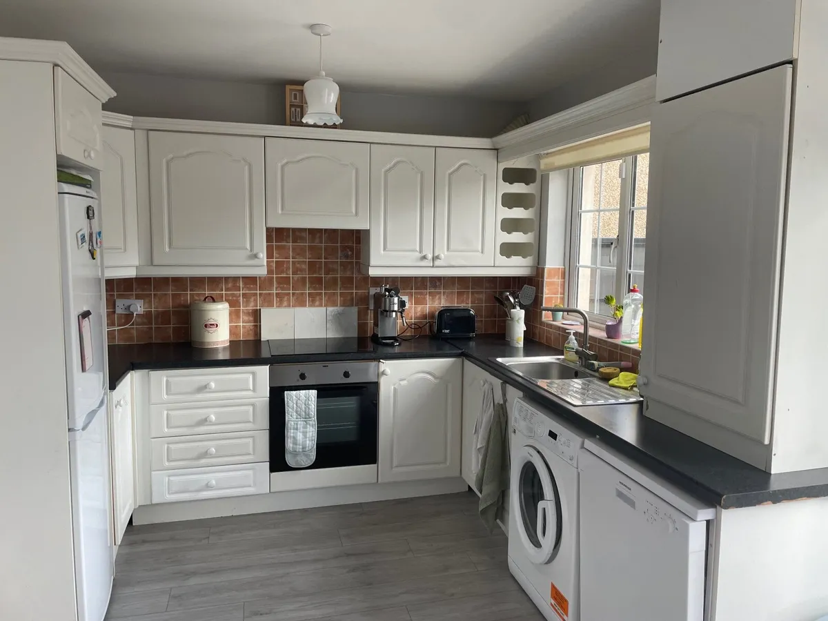 Kitchen - Image 2
