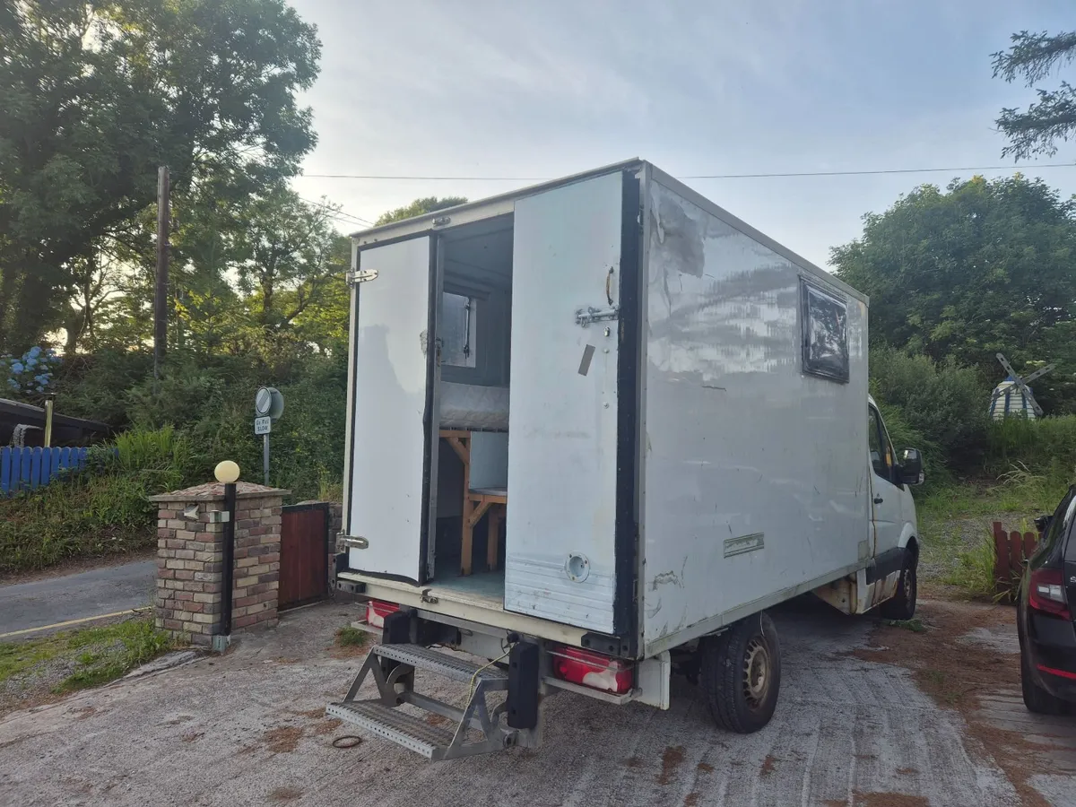 Camper - Image 4