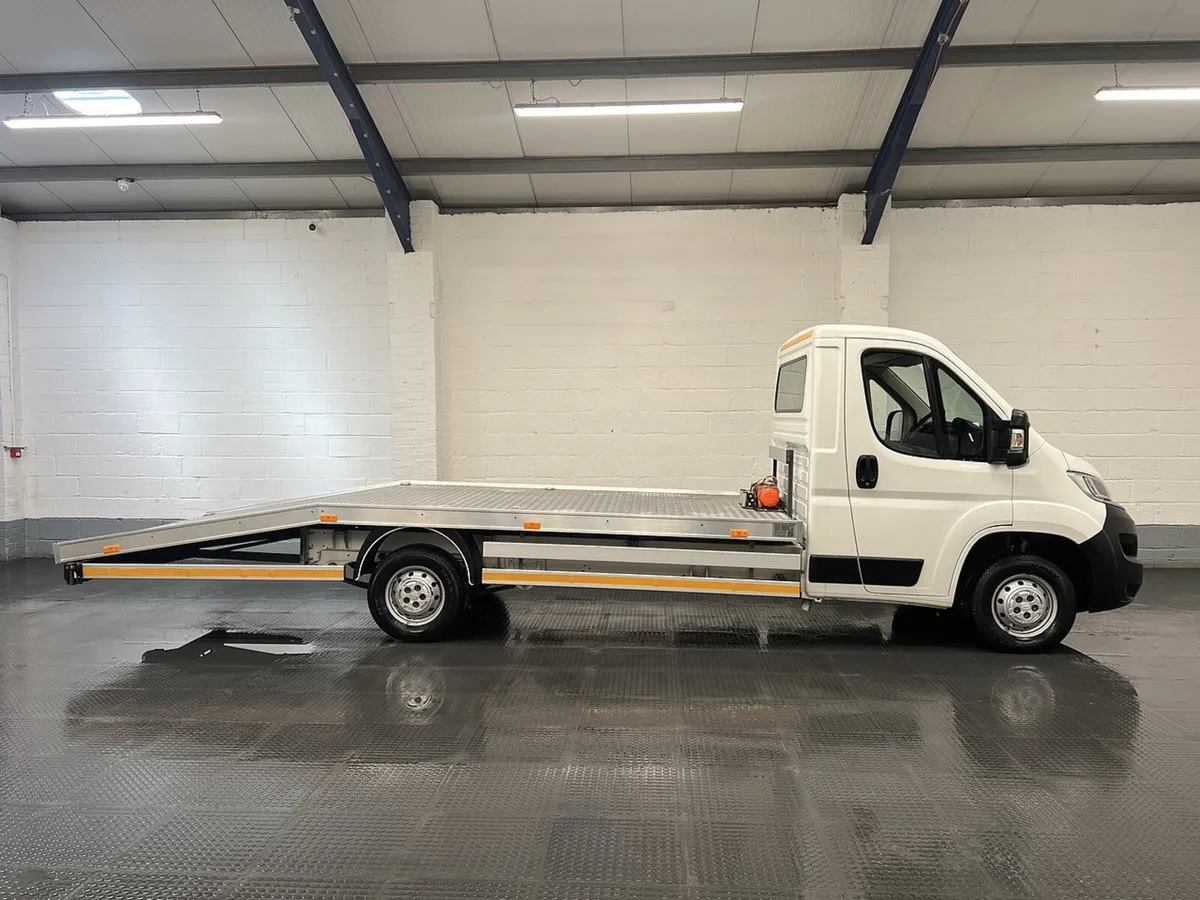 VB - 2018 Citroen Relay Vehicle Transporter Van - Image 1