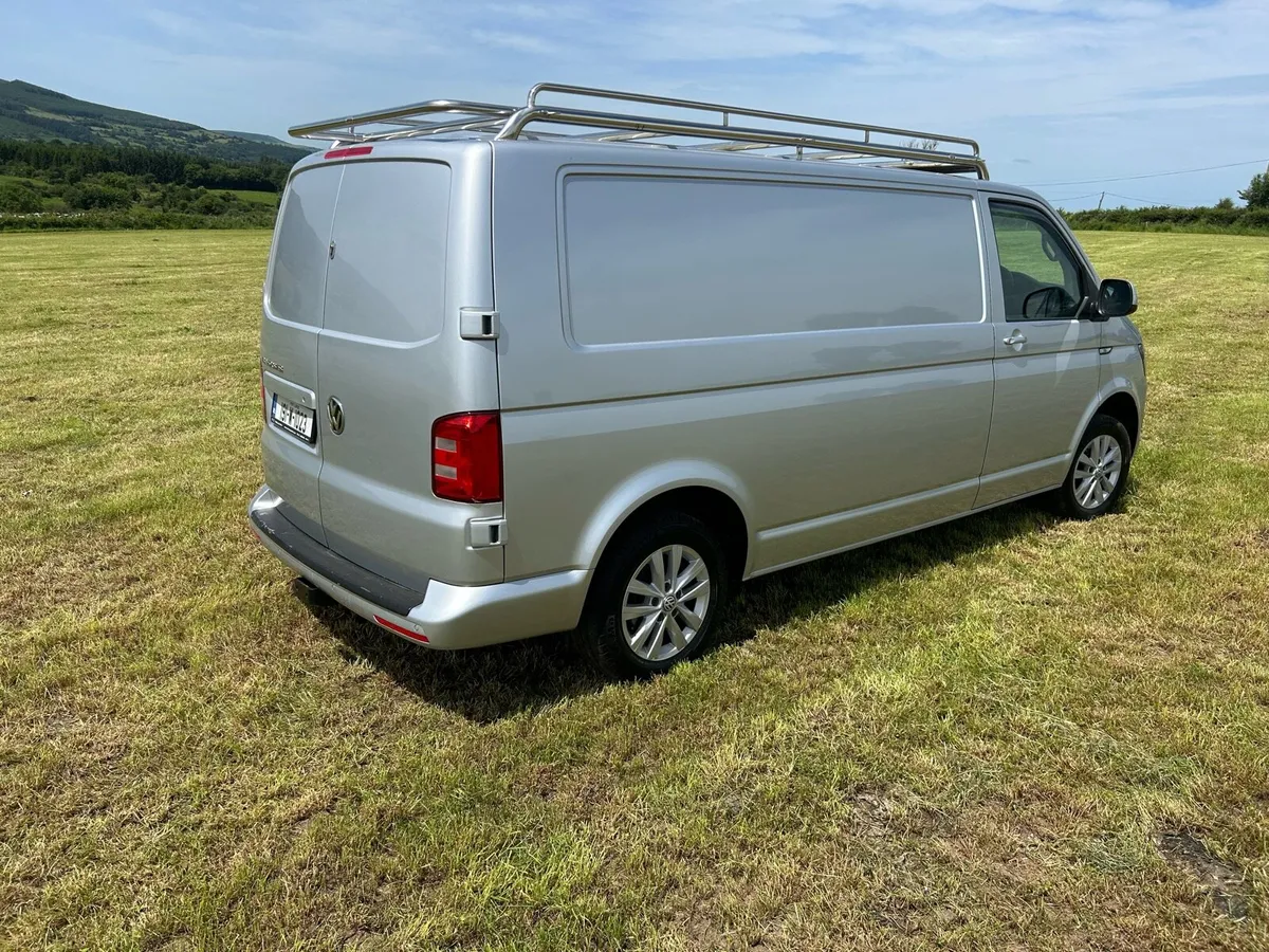 Volkswagen Transporter - Image 3